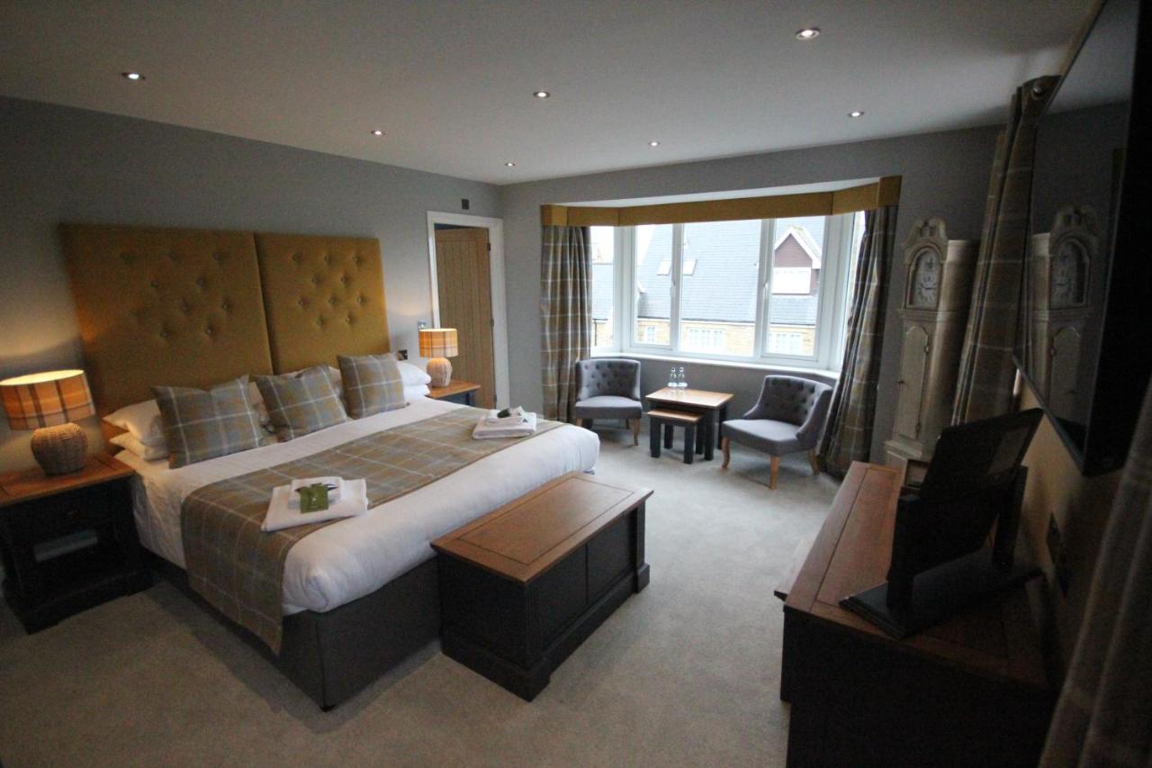 The Sunningdale Bamburgh Exterior foto